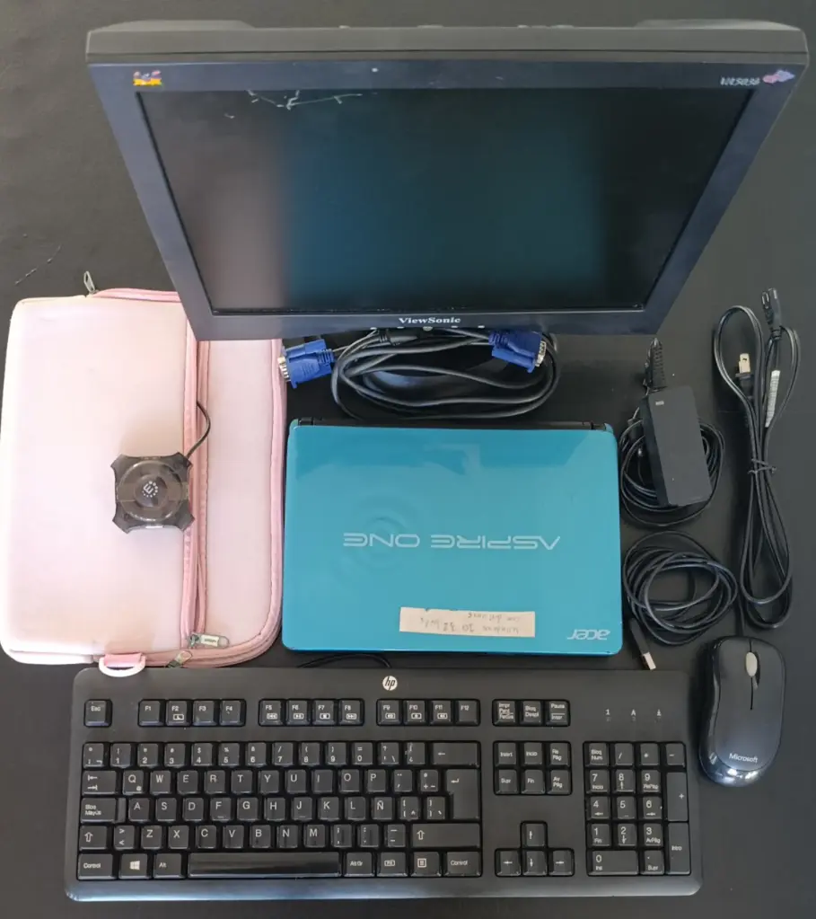 Mini Laptop Acer Aspire One